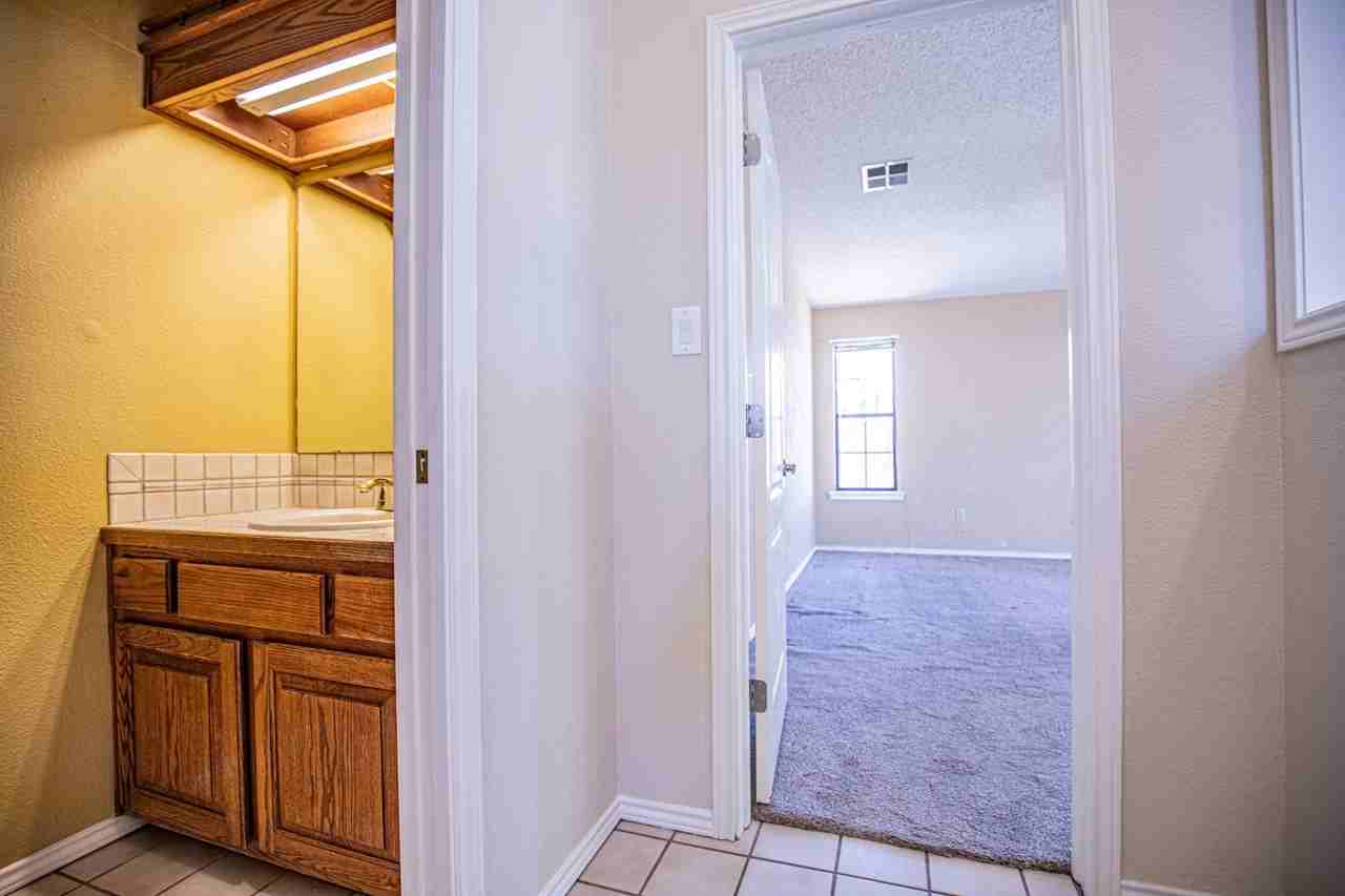712 Caprock Ct - Photo 7 of 21