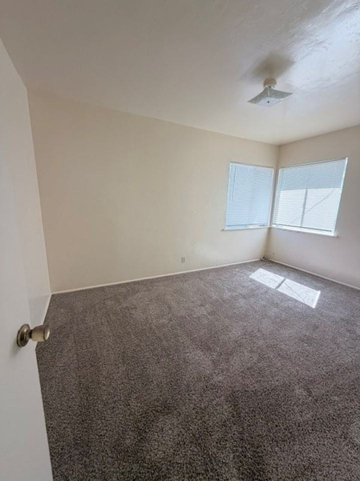 1414 Eureka St - Photo 7 of 10