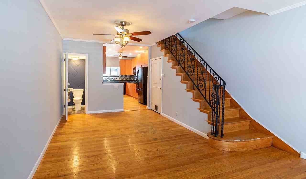 2223 S Colorado St - Photo 2 of 23