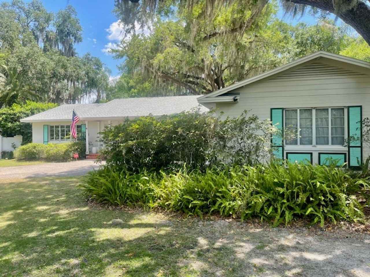 610 Gaines Way - Photo 4 of 50