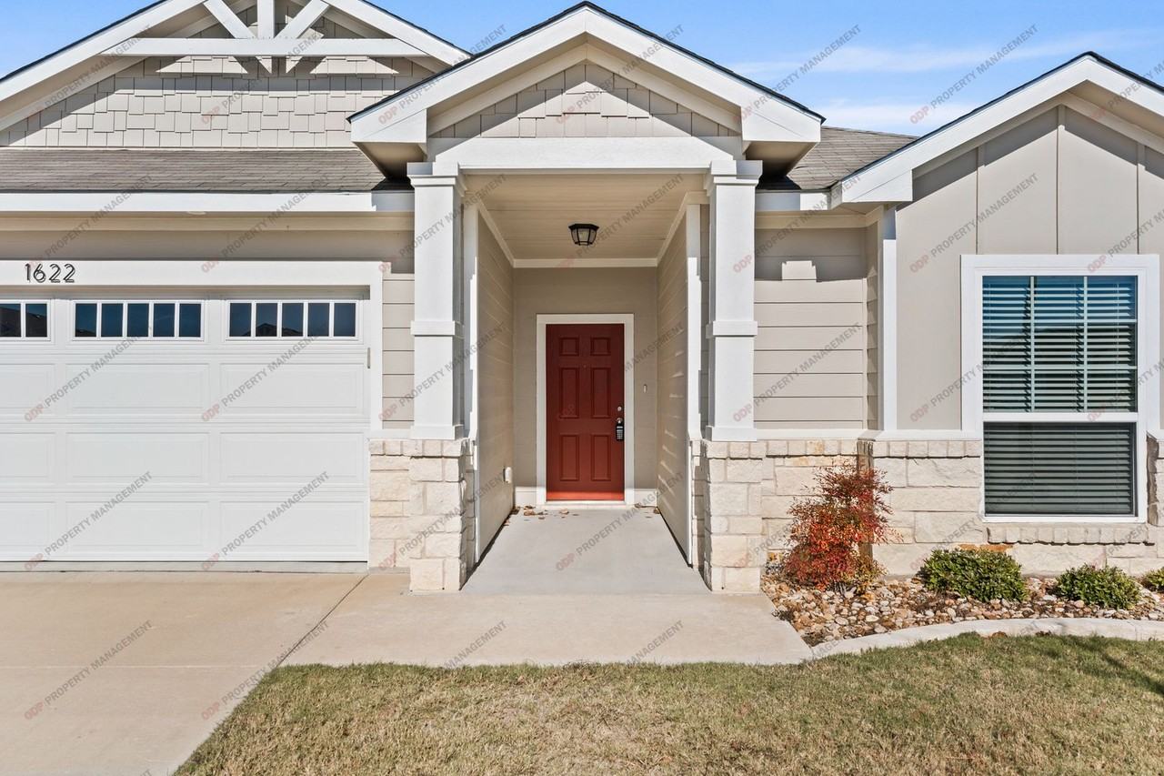 1622 Fiddle Wood Way - Photo 2 of 33