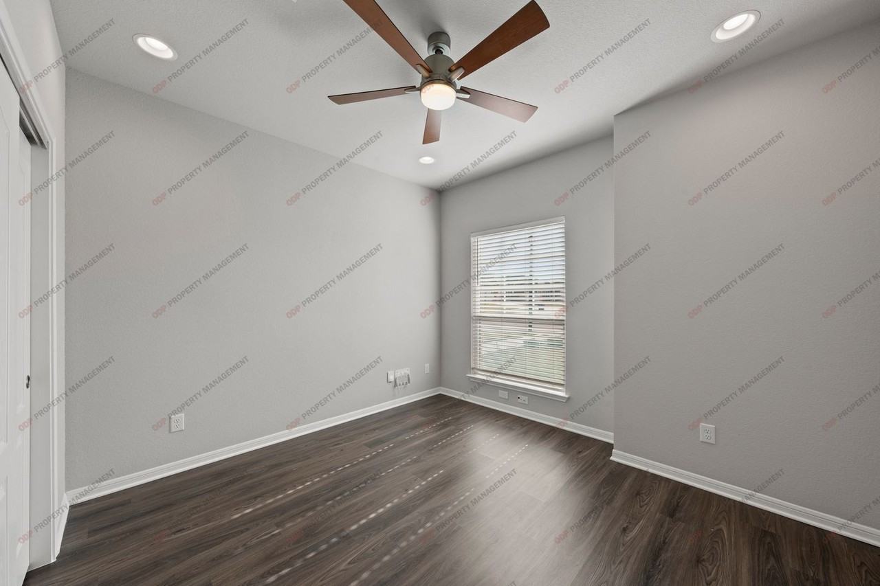 1622 Fiddle Wood Way - Photo 7 of 33