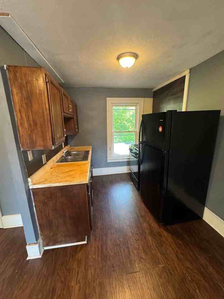 334 N Mantua St Kent OH 44240 RM3 .MM .T2 - Photo 6 of 9