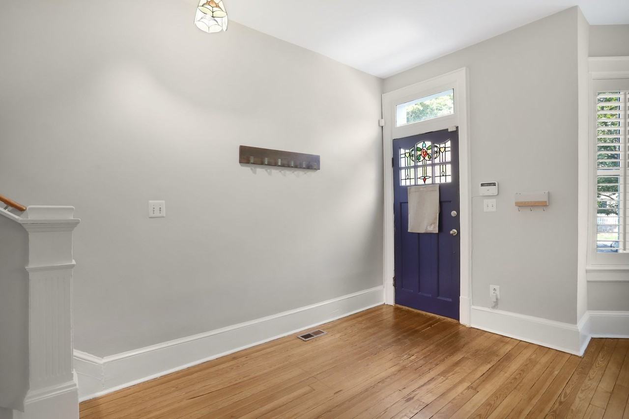 1373 N Carolina Ave Ne - Photo 4 of 49