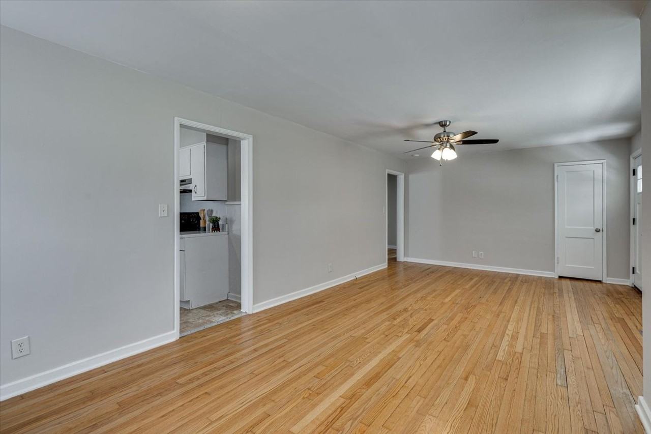 4810 Appian Way - Photo 5 of 23