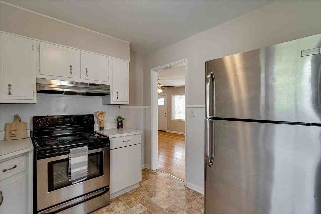 4810 Appian Way - Photo 7 of 23