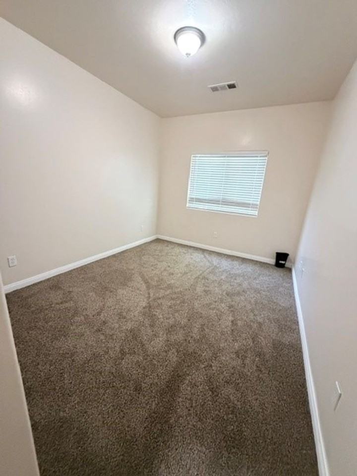 3603 Chisholm Trail Ave - Photo 4 of 7