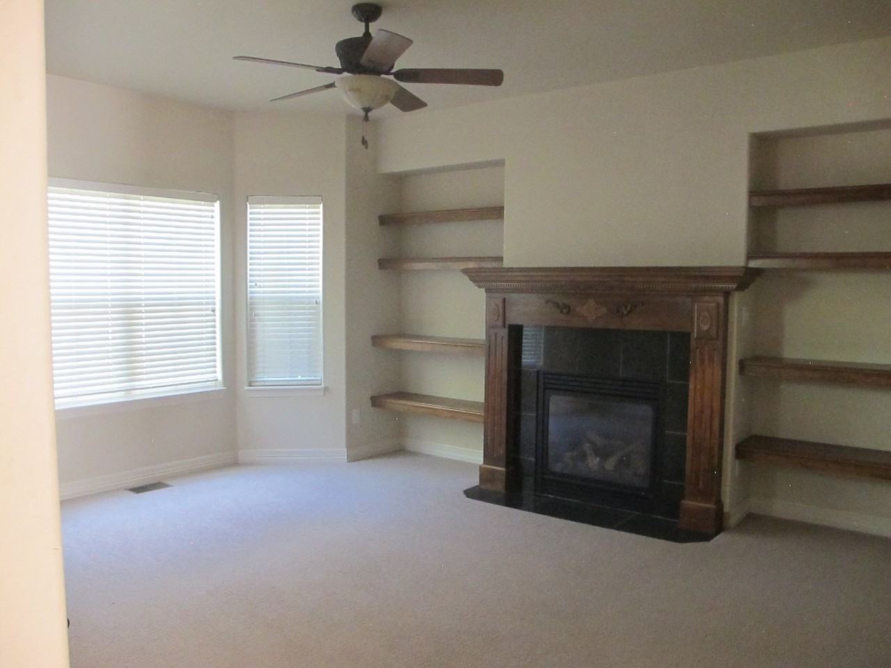 838 N 7th St - Photo 3 of 28