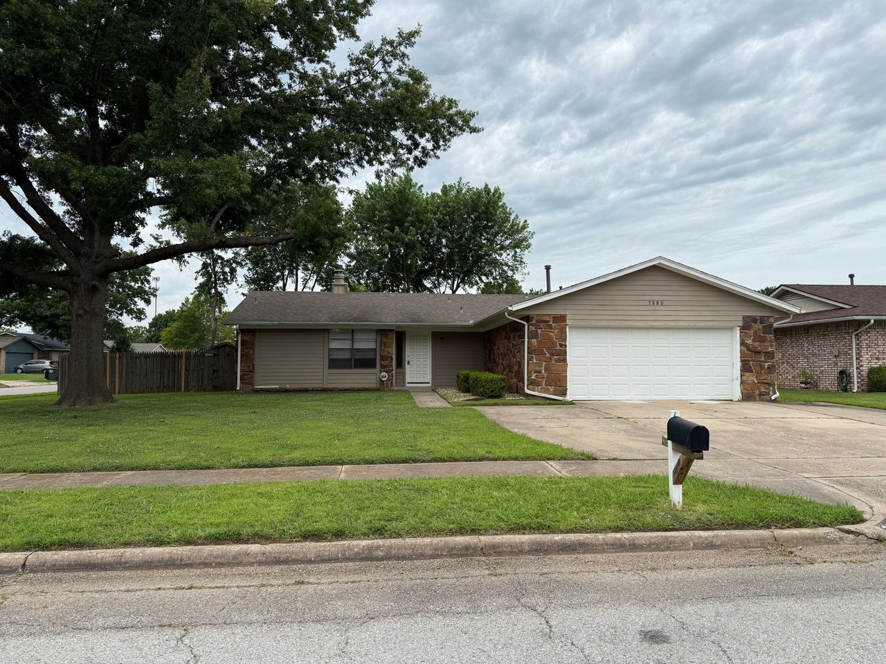 7880 N 120th East Ave