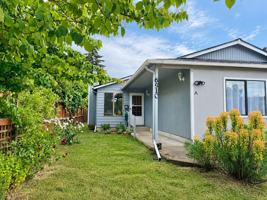 featured image of 6910 Se Pardee St