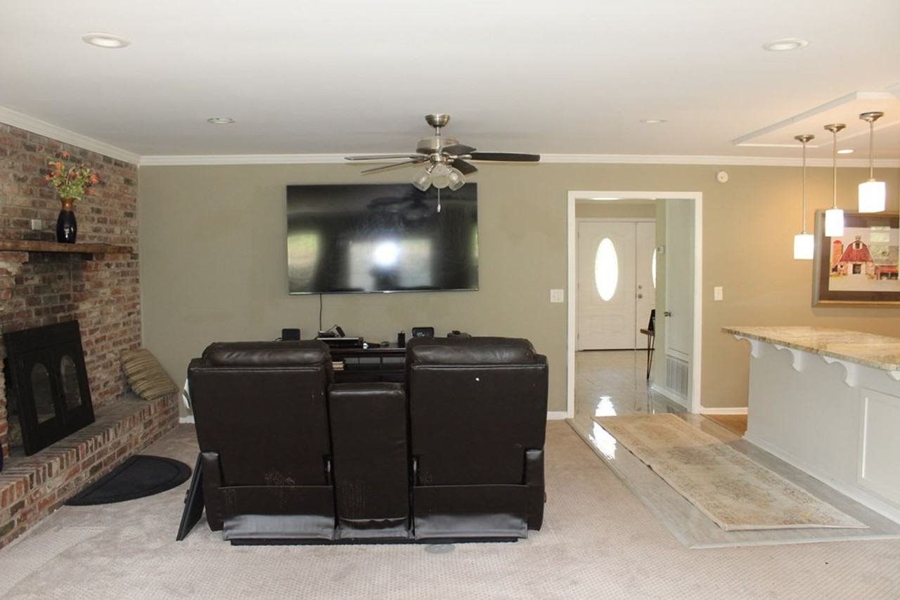 3710 Winkfield Pl - Photo 7 of 18
