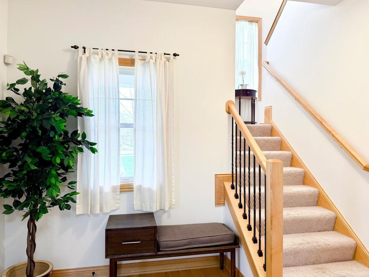 3655 Stone Point Dr Ne - Photo 2 of 30