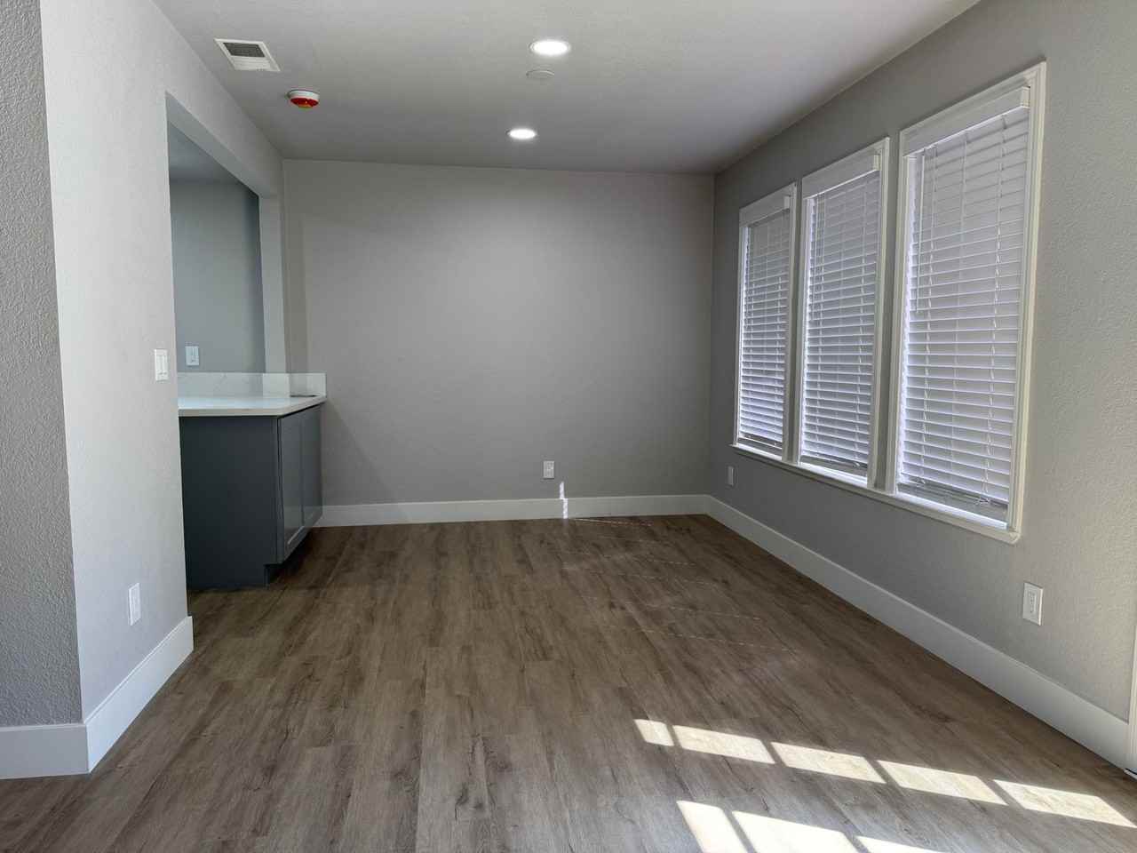 7608 Moose Creek Ct - Photo 3 of 15