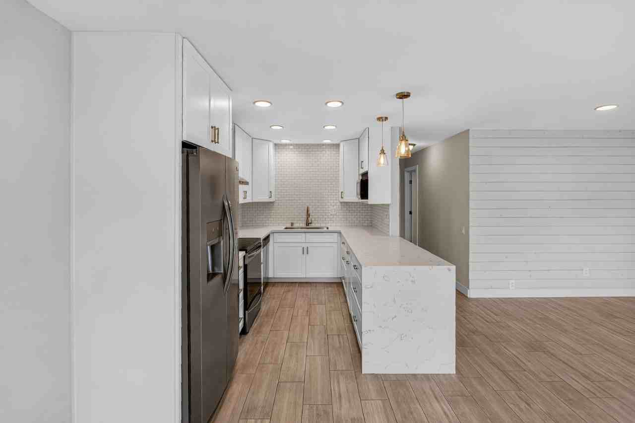 9643 Easter Way - Photo 4 of 30
