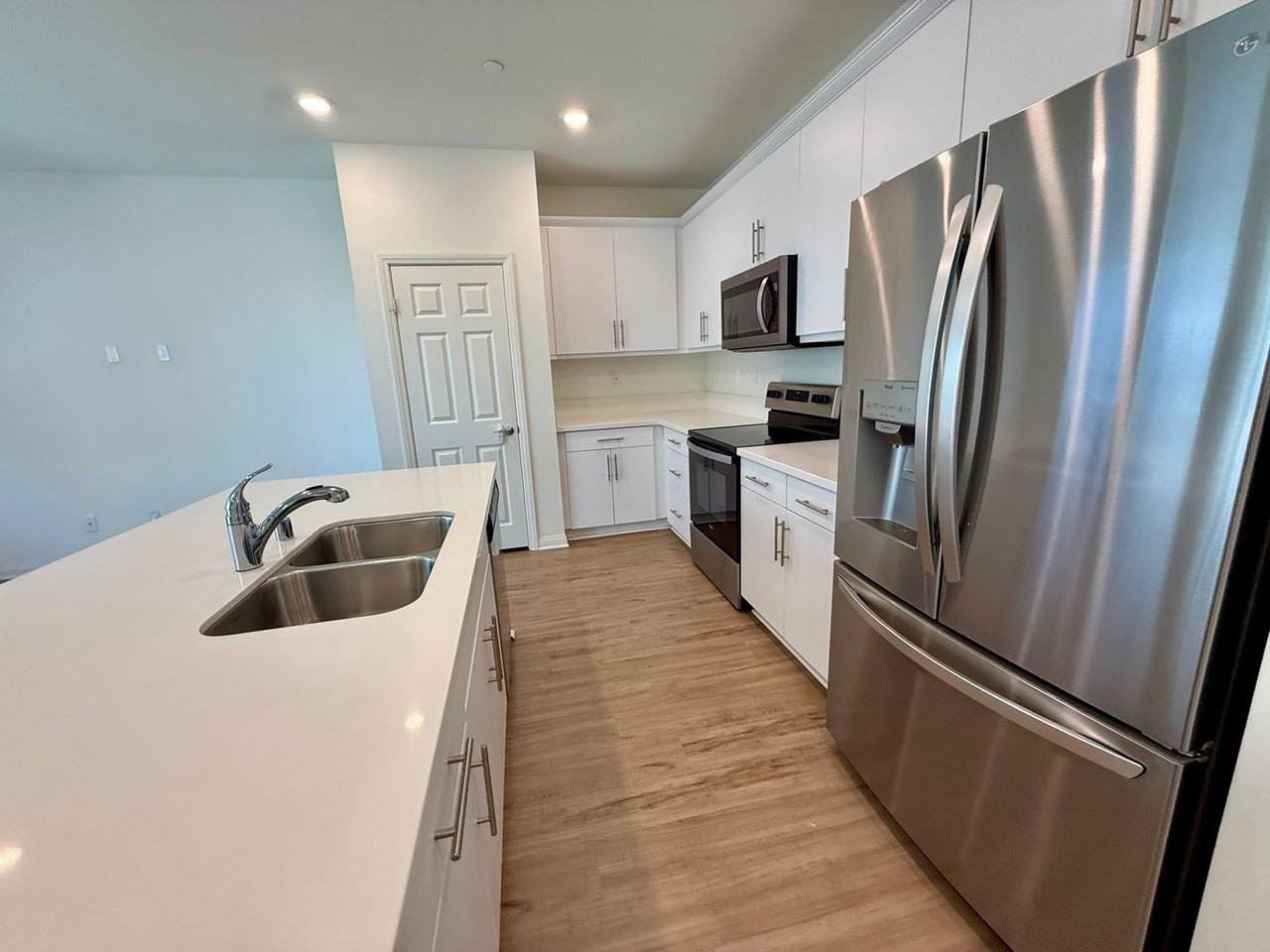 365 Fitzpatrick Rd #101 - Photo 6 of 35