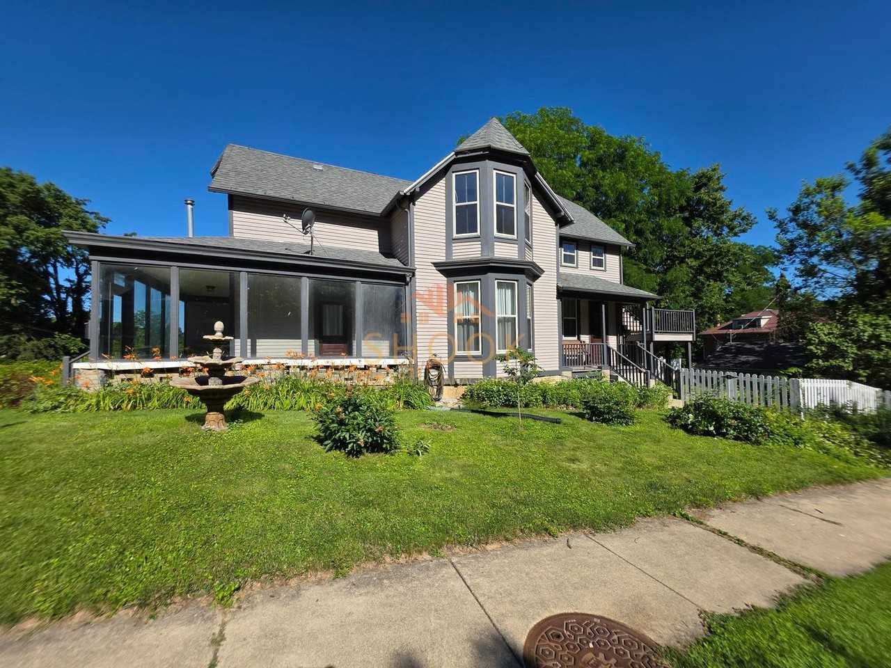 650 Romig St - Photo 2 of 25