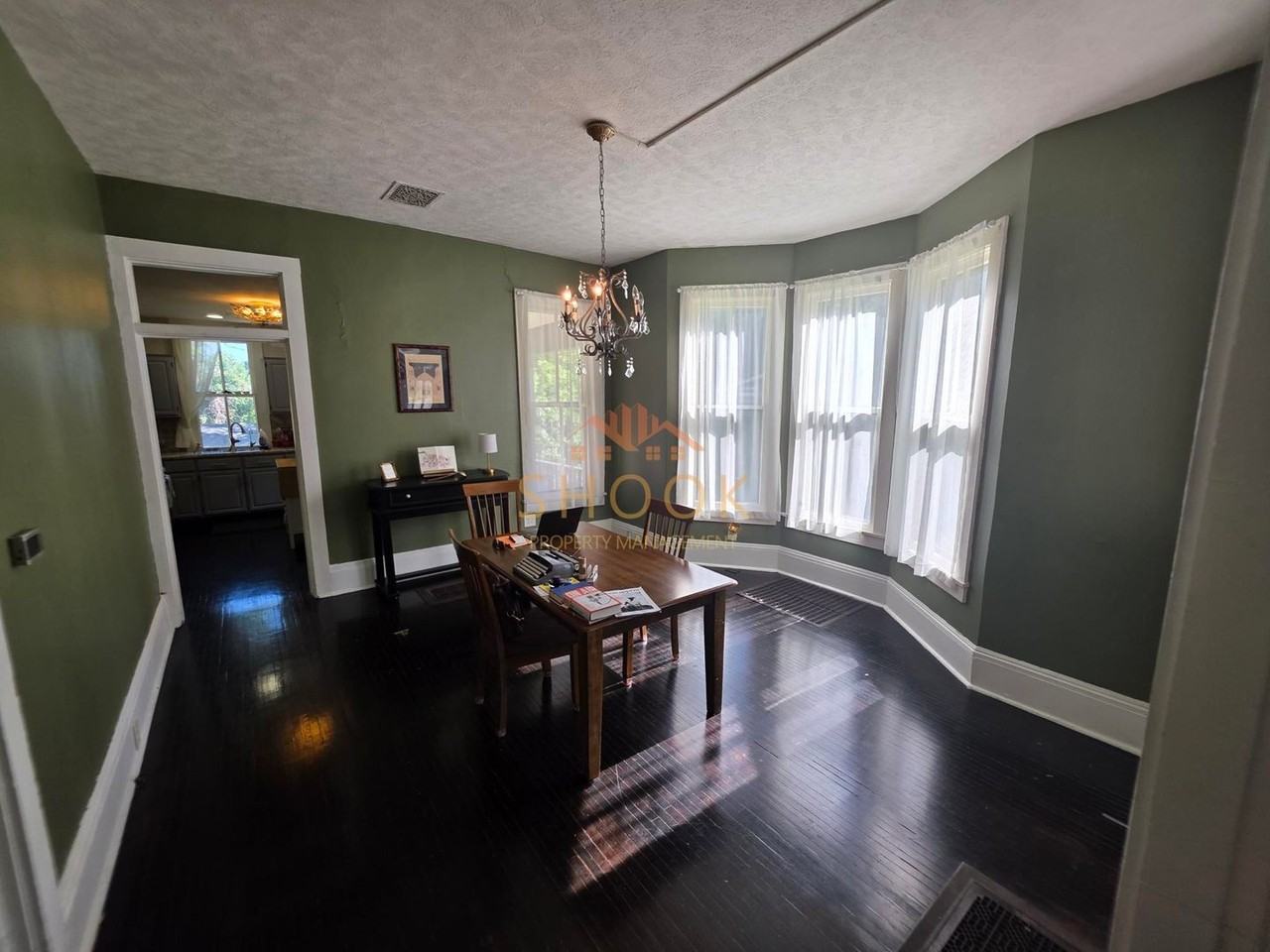 650 Romig St - Photo 5 of 25