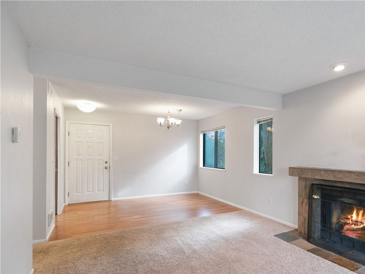406 10th St #C201 - Photo 3 of 17