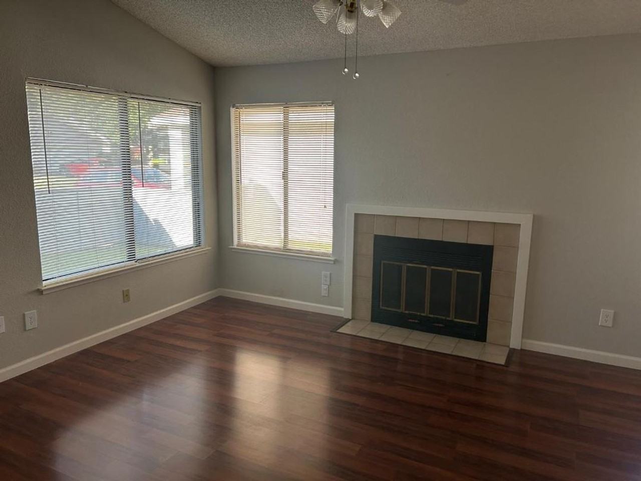 496 Cool Wind Way - Photo 2 of 8