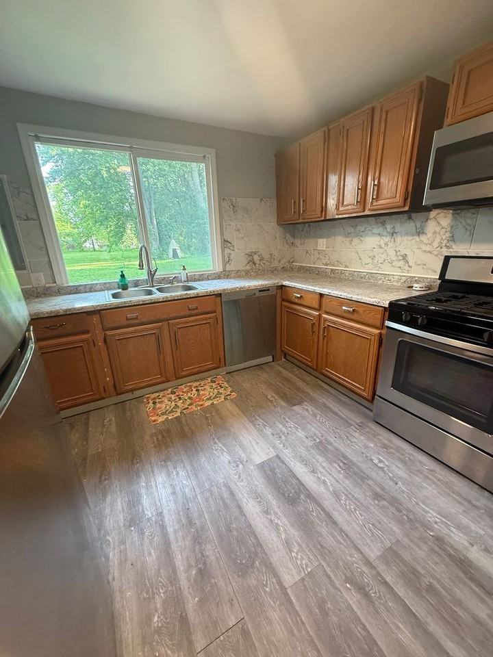 20500 Mckishnie St - Photo 3 of 12