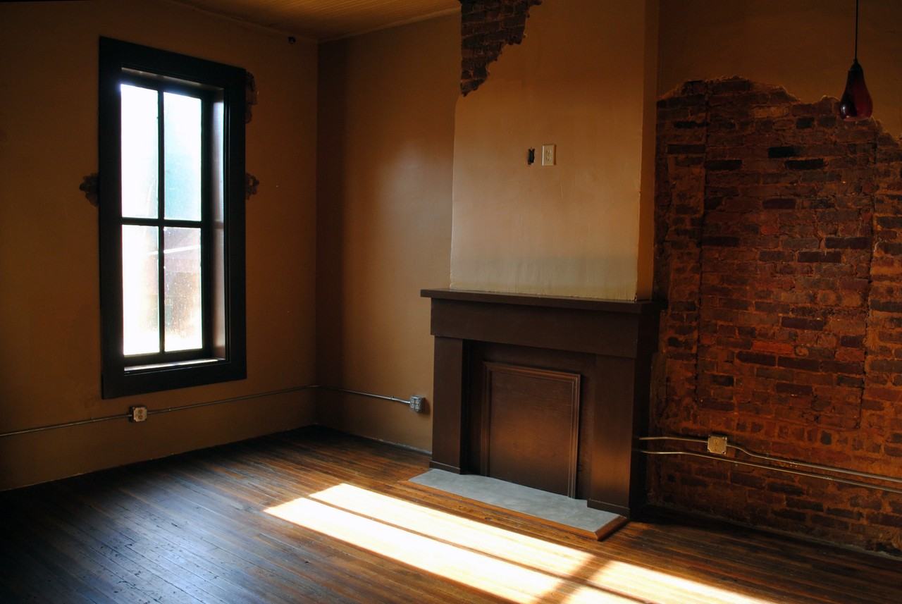 115 S 8th St - Photo 2 of 15