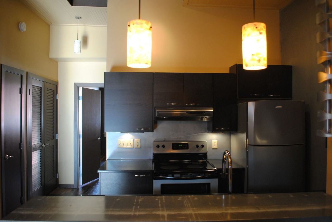 115 S 8th St - Photo 4 of 15