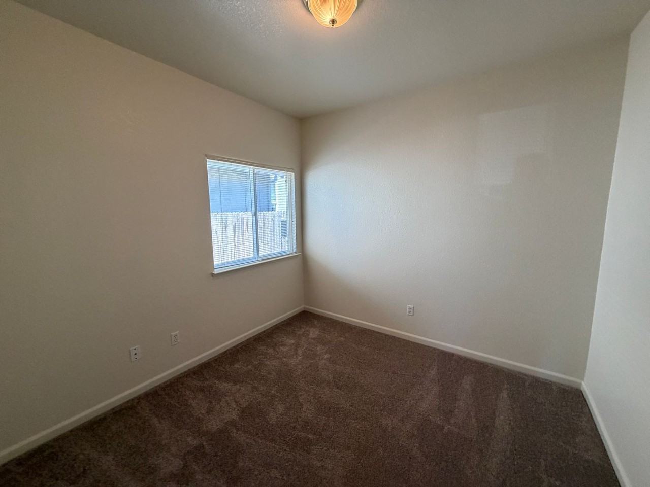 7565 Whitmore St - Photo 7 of 29