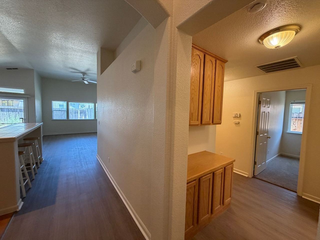 7565 Whitmore St - Photo 7 of 26
