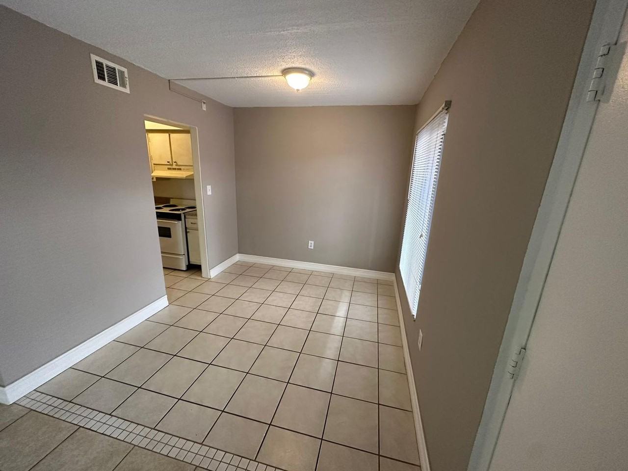 1830 Maravilla Ave #311 - Photo 4 of 11