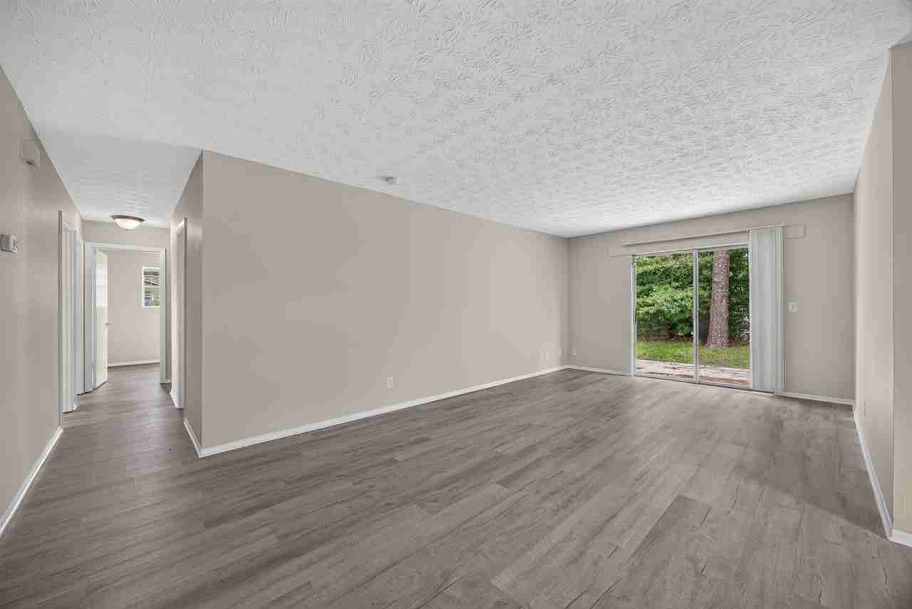 1083 Stokes St - Photo 3 of 33