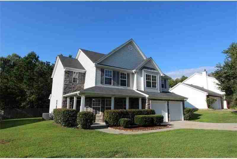 3458 Hill Pond Dr - Photo 3 of 24