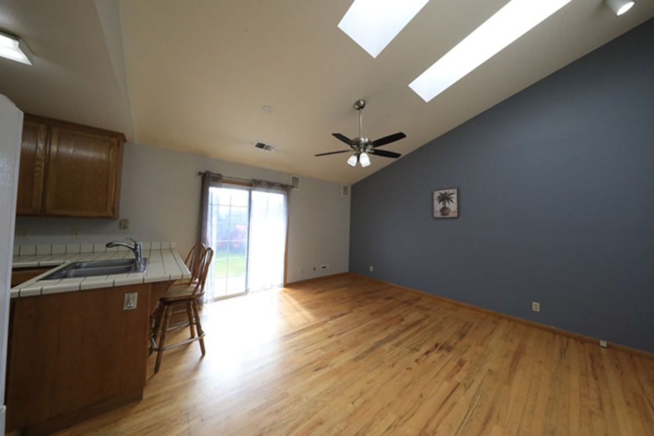 3121 Bonanza St - Photo 4 of 19
