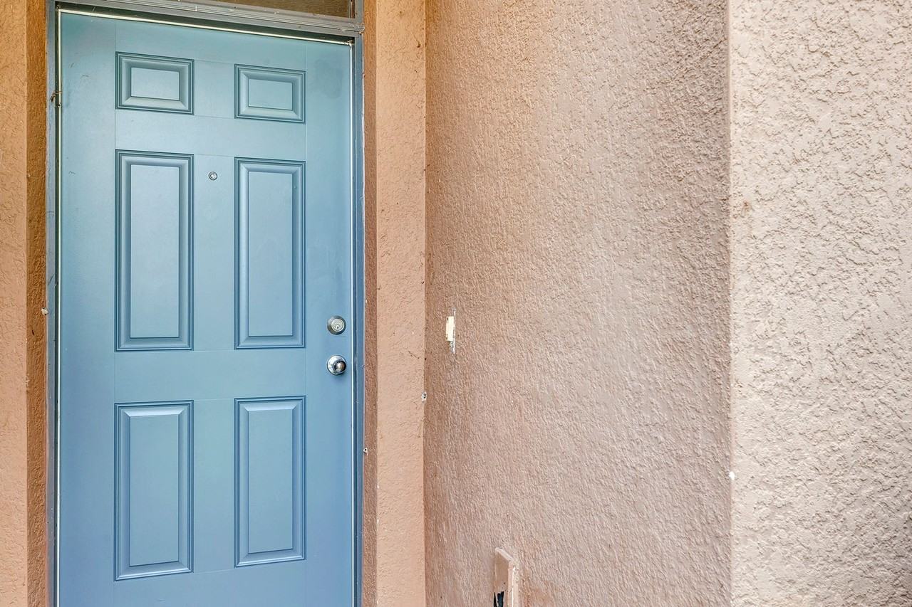 2192 Rose Blvd - Photo 3 of 31