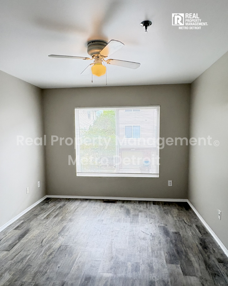 15628 Stone Crossing Dr - Photo 5 of 15