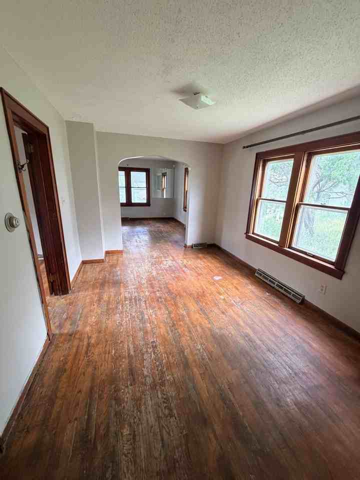 1336 S 25th Ave - Photo 4 of 19