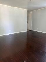 802 S Logan Ave - Photo 1 of 1