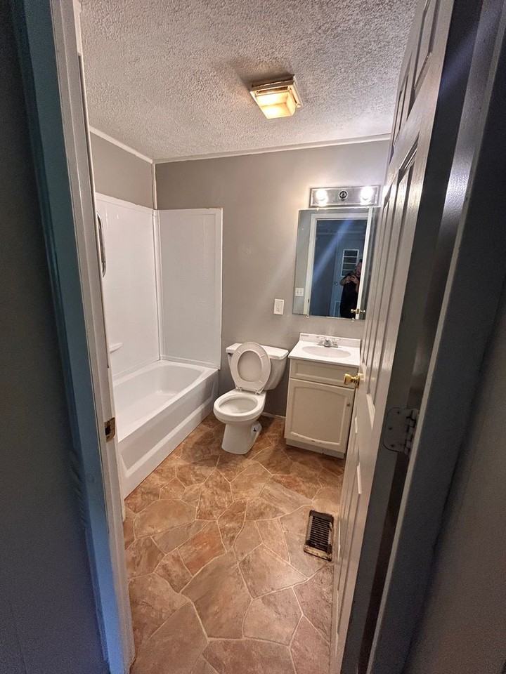171 E 3rd St - Photo 7 of 10