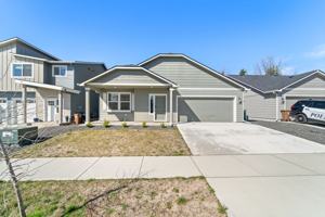 featured image of 8581 N Orchard Ct