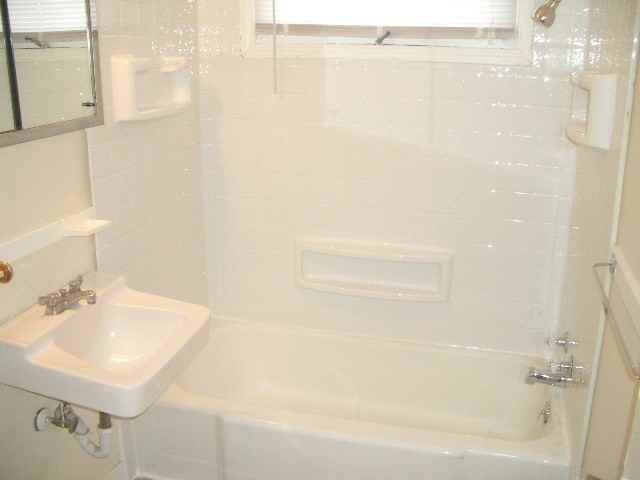 3518 Bell St - Photo 2 of 9