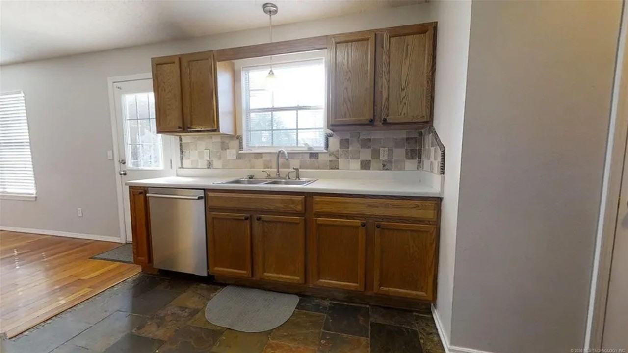 8902 N 149th East Ave - Photo 5 of 14