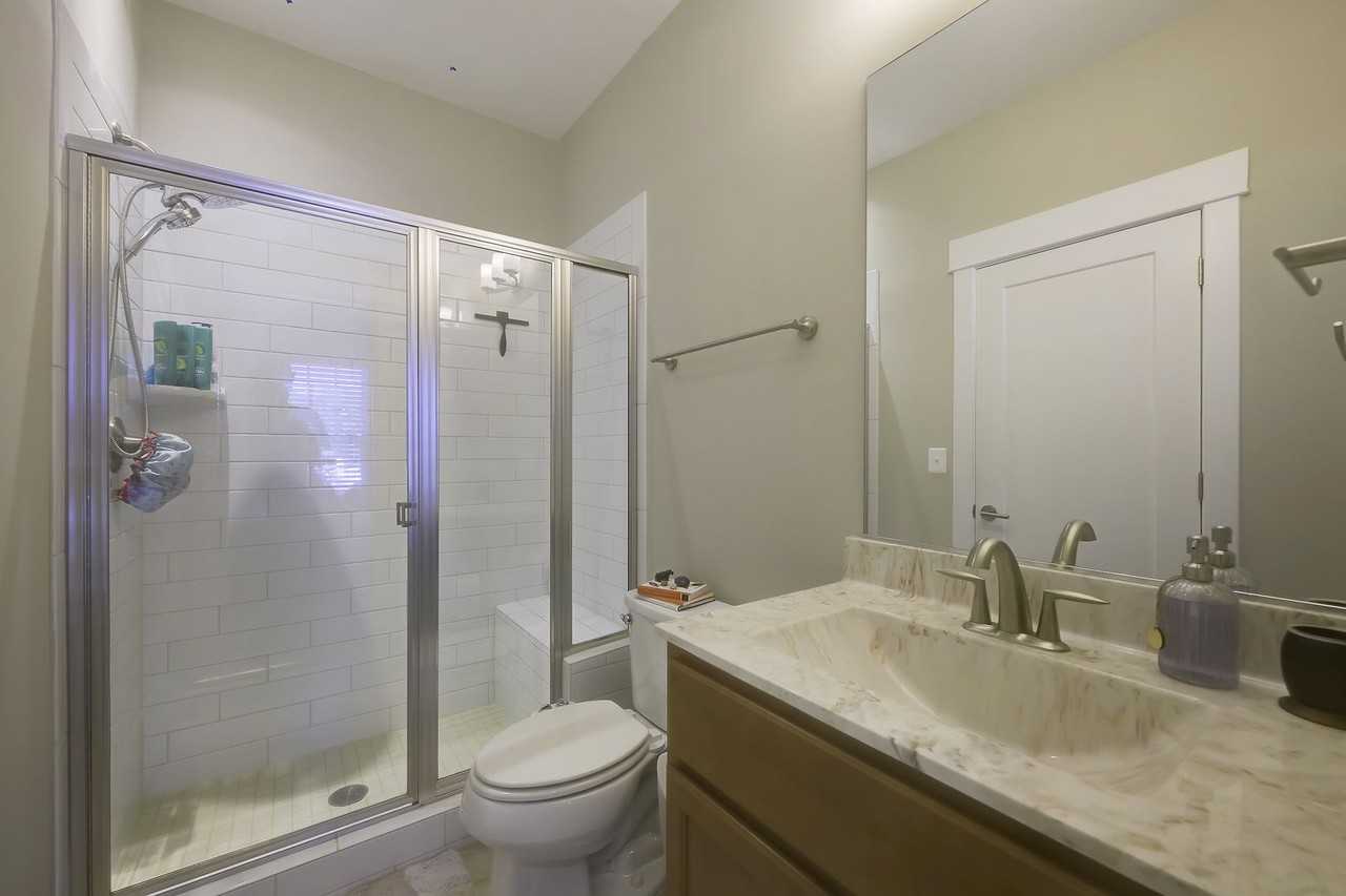719 Parkside Pl Ne - Photo 5 of 34