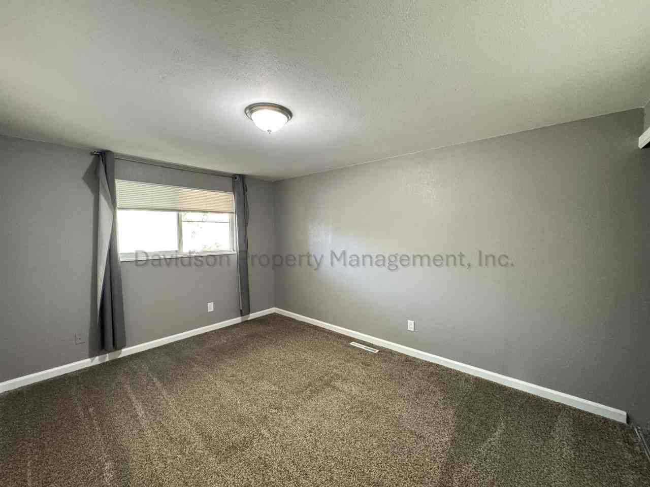 4470 Monica Dr - Photo 4 of 11