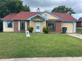 featured image of 2208 Hemlock Dr