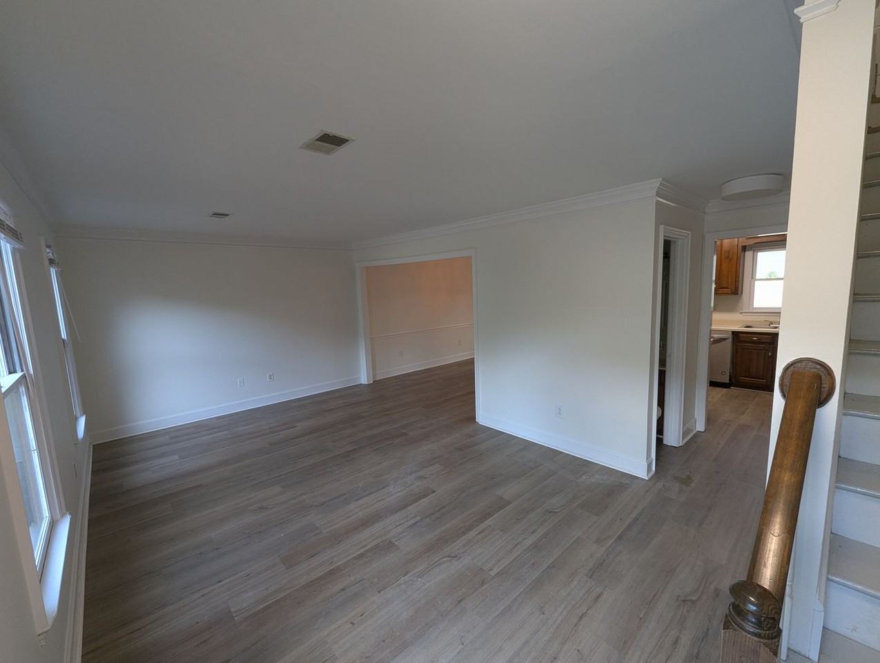 317 S Church St - Photo 2 of 12