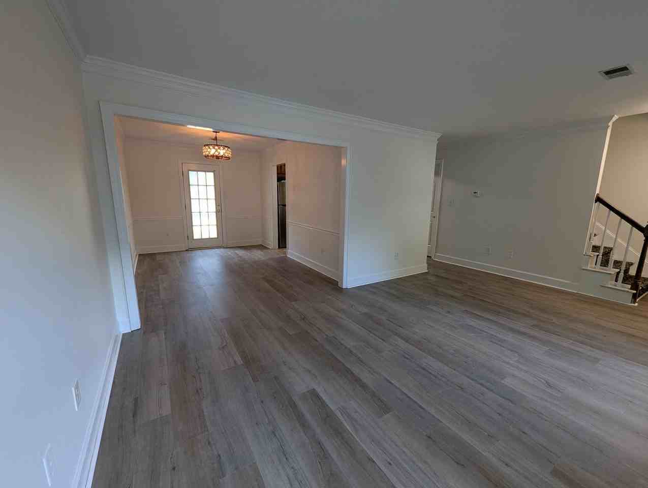 317 S Church St - Photo 5 of 12