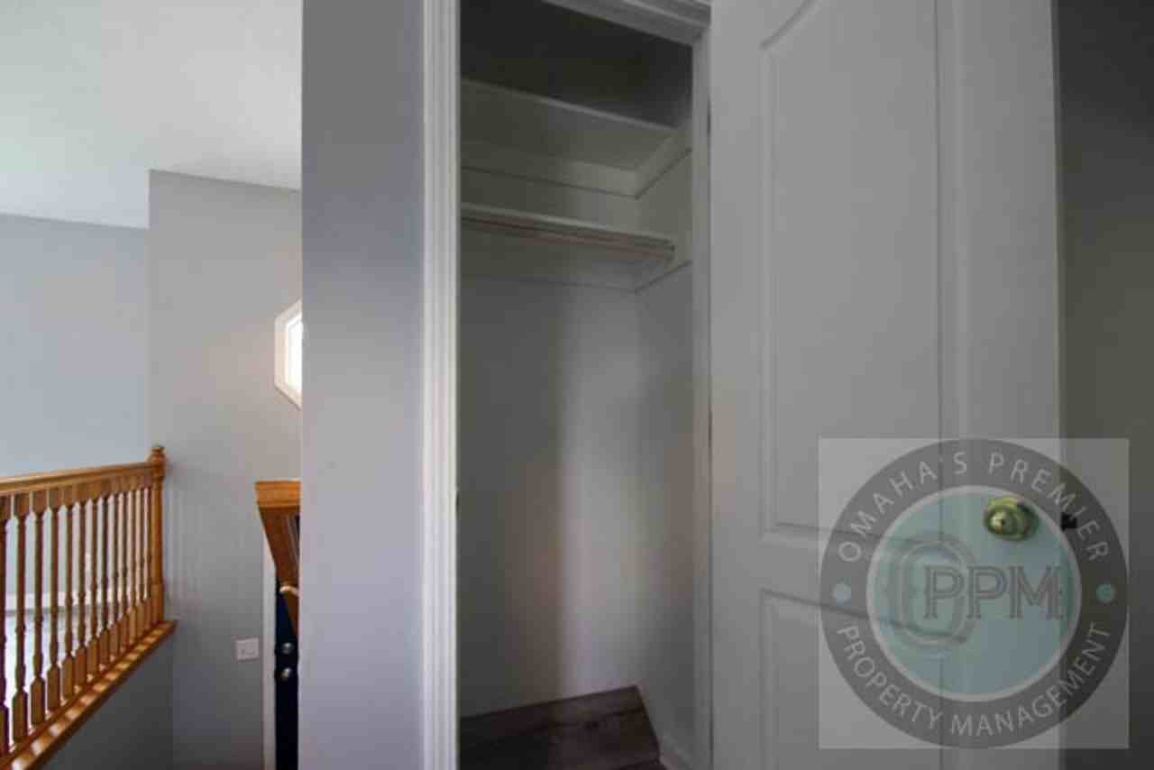 4935 N 17th St - Photo 6 of 28