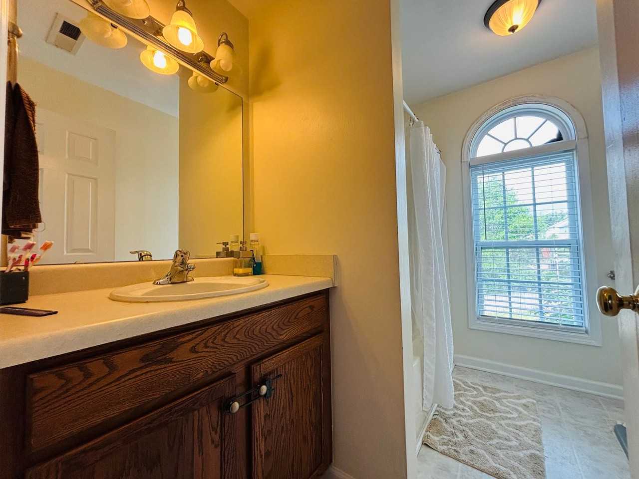 1050 New Village Dr Nw - Photo 2 of 7