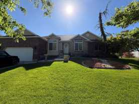 8244 S Birch Water Ln - Photo 1 of 1