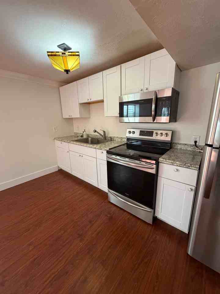 8244 S Birch Water Ln - Photo 4 of 21