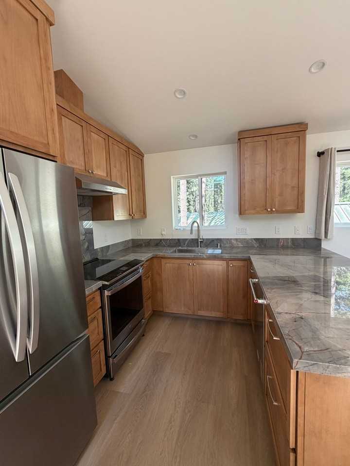 1486 Plumas Ct - Photo 6 of 14